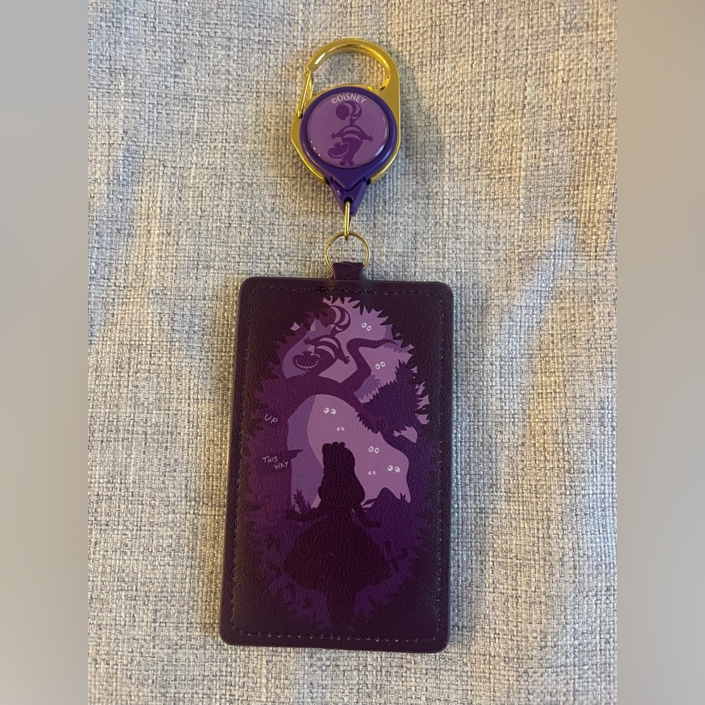 Disney Alice in Wonderland Alice & Cheshire Cat Silhouette Retractable Lanyard